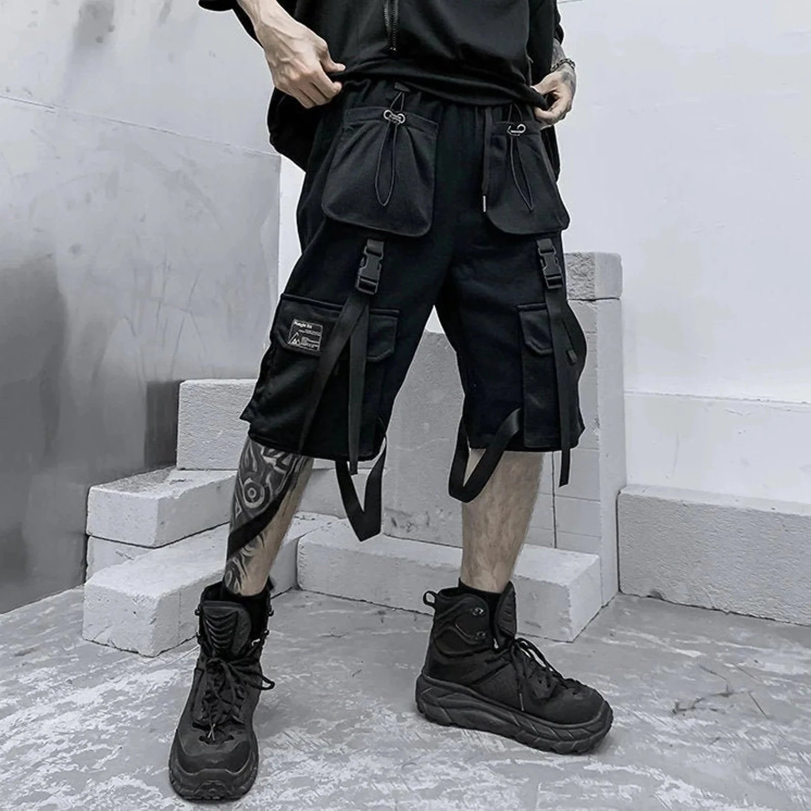 WTAPS TRACKS SHORTS BLACK Mサイズ　25ss Techwear Shorts | OFF-WRLD TECHWEAR