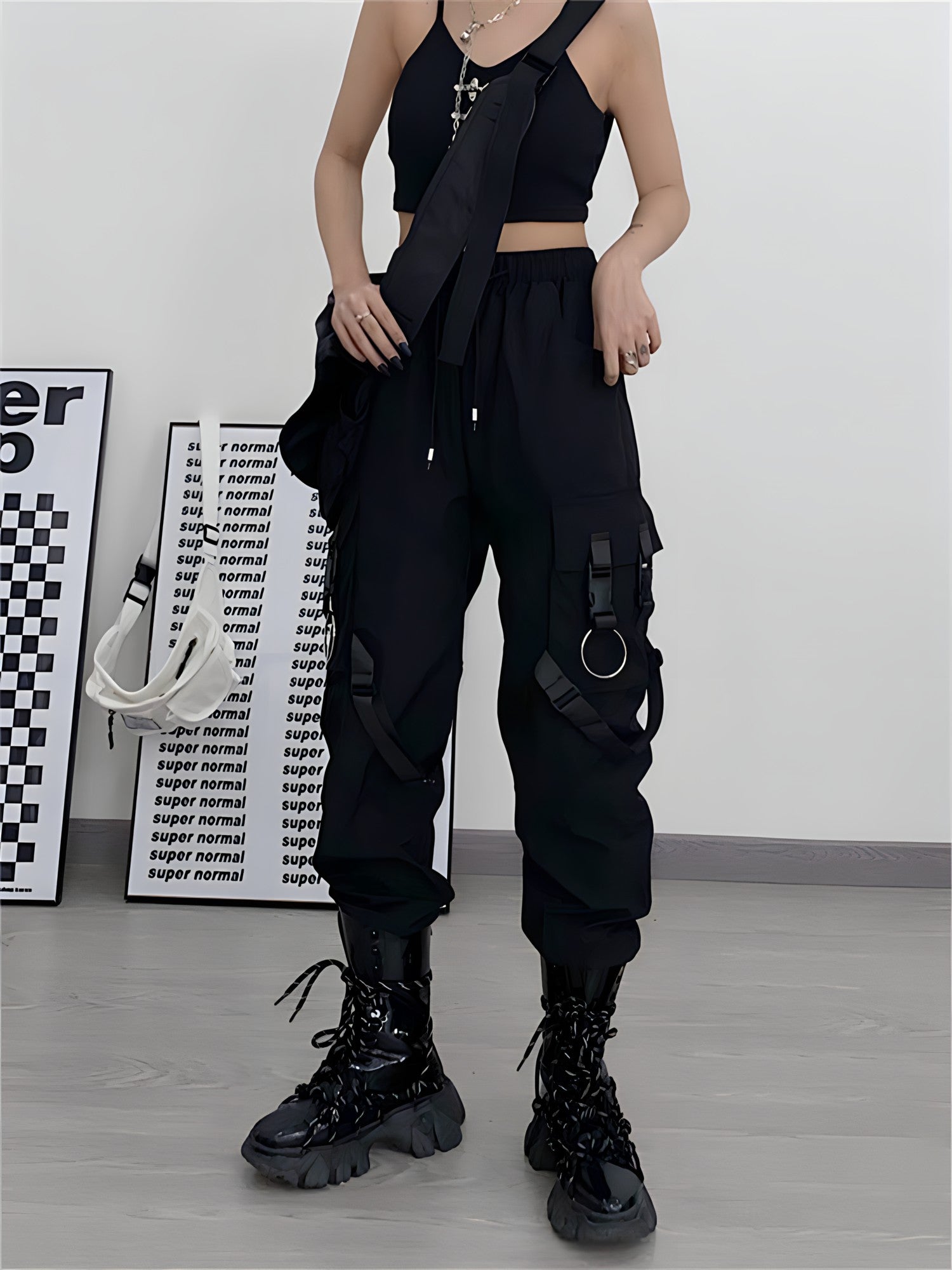 Women's Tactical Cargo Pants | OFF-WRLD Techwear S
