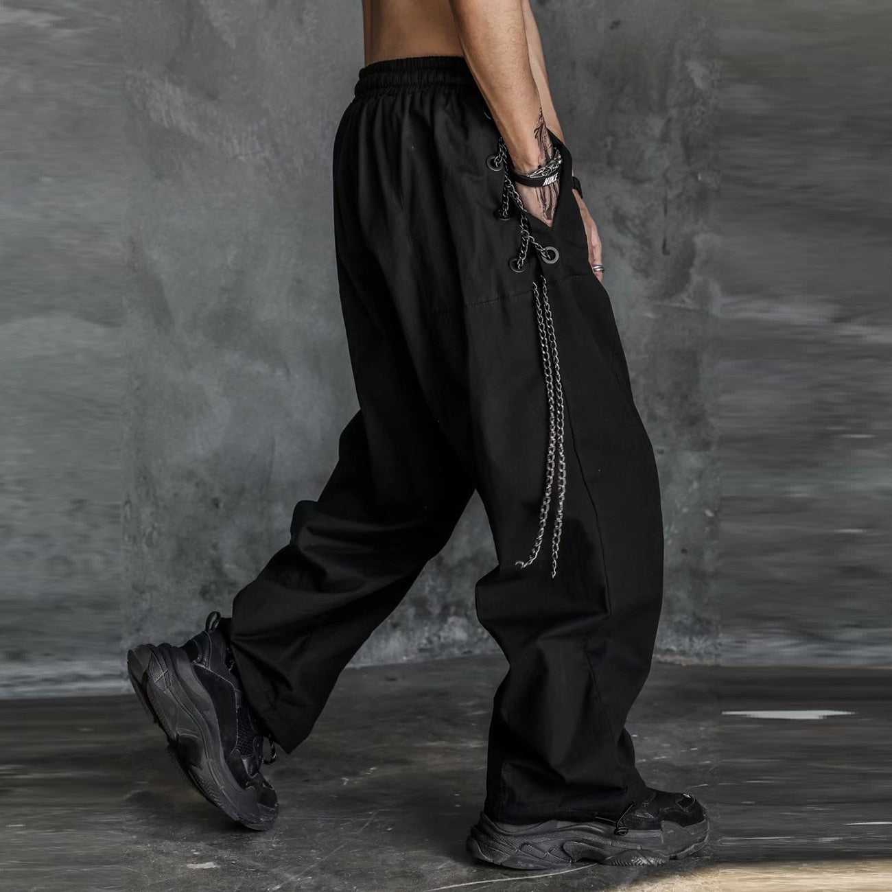 baggy black pants with chain